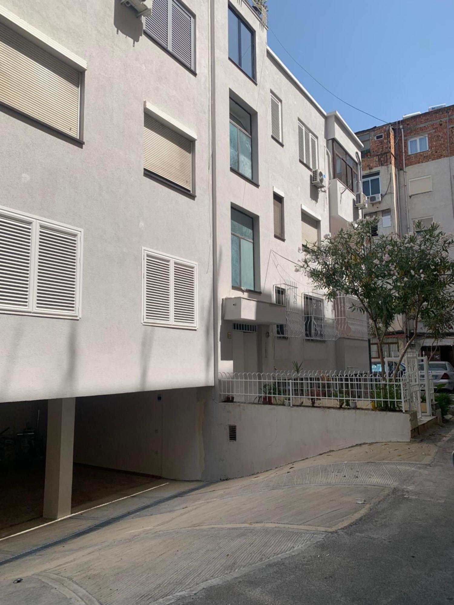 Nazari Apartment 2 ติรานา ภายนอก รูปภาพ
